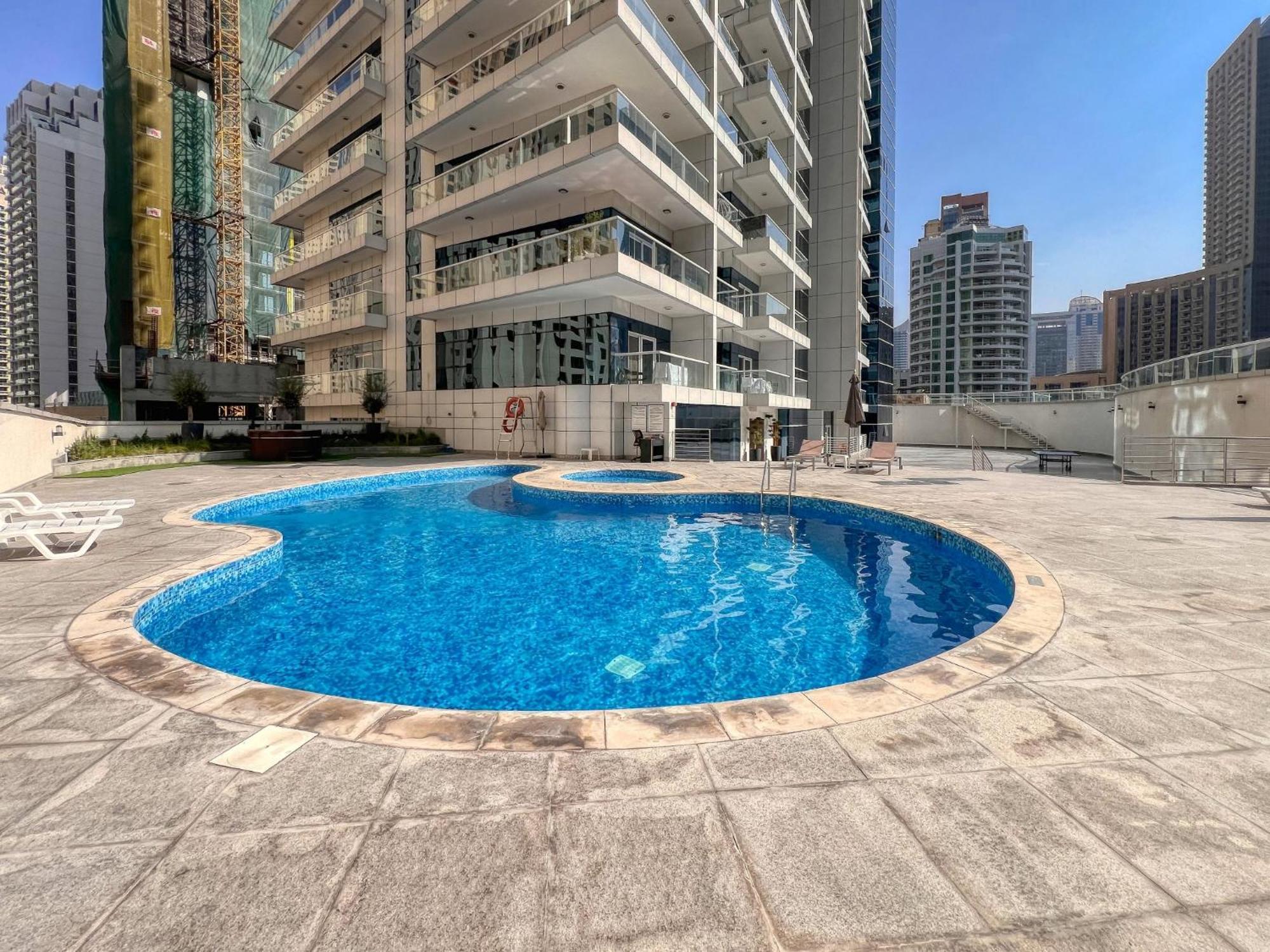 Enticing Space With Marina View Near The Beach! ดูไบ ภายนอก รูปภาพ